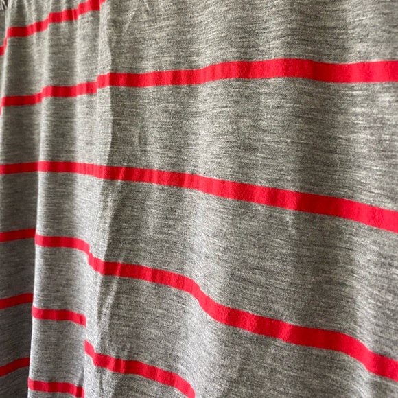 Delia’s, size Large, Maxi skirt, Grey with red horizontal stripes - Picture 7 of 7